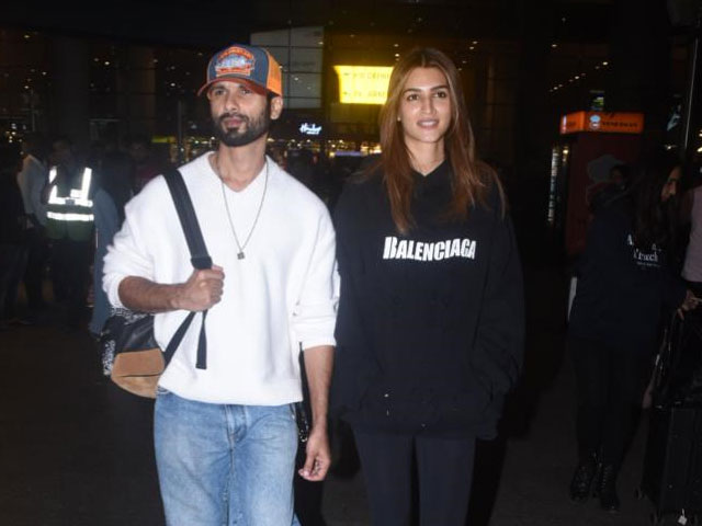 Shahid Kapoor And Kriti Sanon's Airport Diaries