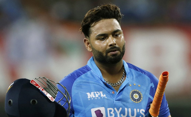 Rishabh Pant Health Update: पंत की हुई है प्लास्टिक सर्जरी, सामने आई मेडिकल रिपोर्ट