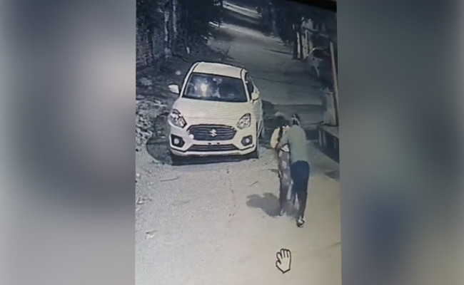 On CCTV, 18-Year-Old Woman "Kidnapped" In Telangana Village