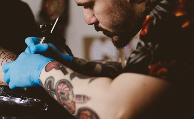 British Woman Claims She's Been 'Banned From The Pub' For Having 800 Tattoos