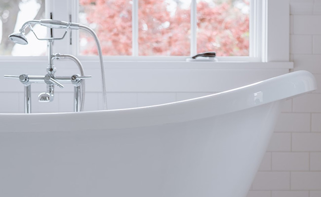 Man In US Found Naked In Bathtub After Breaking Into Florida House He Thought Was His Airbnb