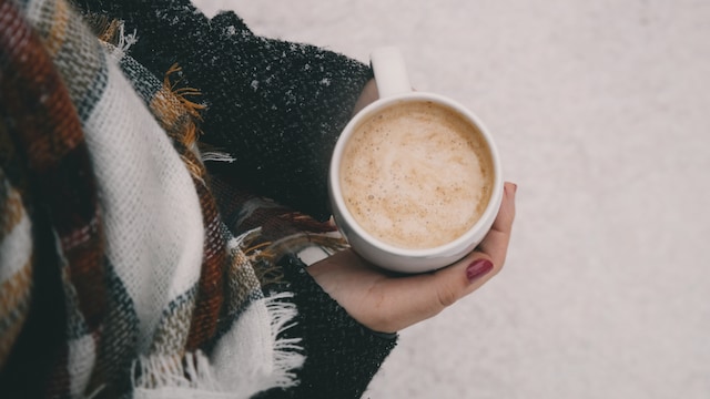 Certain habits and tips can help keep your body warm during winter