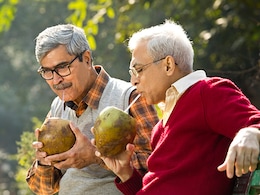 नारियल पानी के बड़े नुकसान, ये 4 लोग भूलकर भी न पिएं
