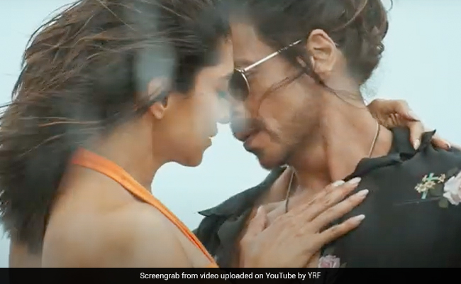 Protests At Shooting Of Shah Rukh Khan's New Movie Amid Pathaan Row