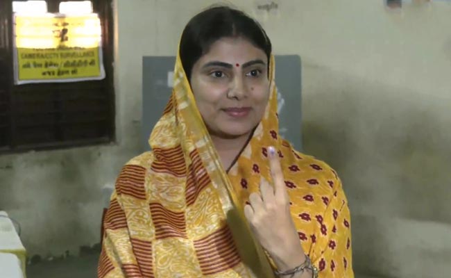 परिवार में विवाद जैसी कोई बात नहीं : बोलीं रवींद्र जडेजा की पत्नी और BJP प्रत्याशी रिवाबा जडेजा