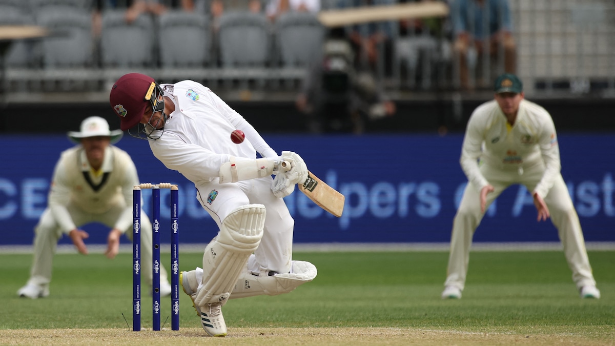 Australia vs West Indies 1st Test Day 3 Live Updates: West Indies One Down After Losing Tagenarine Chanderpaul vs Australia