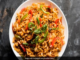10 मिनट में बनाना है कुछ टेस्टी तो एक बार जरूर ट्राई करें Veg Hakka Noodles, बनाने में आसान यहां देखें रेसिपी 10 मिनट में बनाना है कुछ टेस्टी तो एक बार जरूर ट्राई करें Veg Hakka Noodles, बनाने में आसान यहां देखें रेसिपी