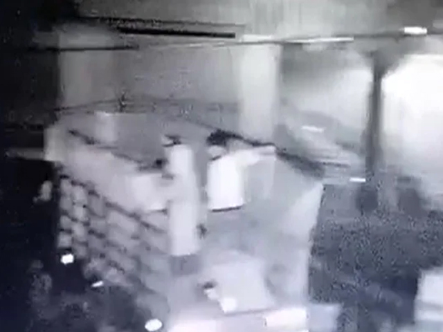 CCTV: 5 Thieves Steal ATM Machine In Bengaluru, Carry It Away In Truck