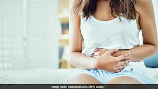 नाभि खिसकने से पेट दर्द, गैस और कब्ज से हो गए हैं परेशान? करिए ये 6 देसी इलाज, मिल सकता है तुरंत आराम