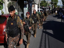 El Salvador Deploys 10,000 Troops To Gang-Run Suburb In Capital City El Salvador Deploys 10,000 Troops To Gang-Run Suburb In Capital City