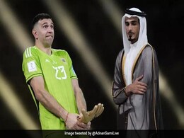 Argentina Goalkeeper Emiliano Martinez Explains His 'Obscene' Gesture With Golden Glove At FIFA World Cup Final Argentina Goalkeeper Emiliano Martinez Explains His 'Obscene' Gesture With Golden Glove At FIFA World Cup Final