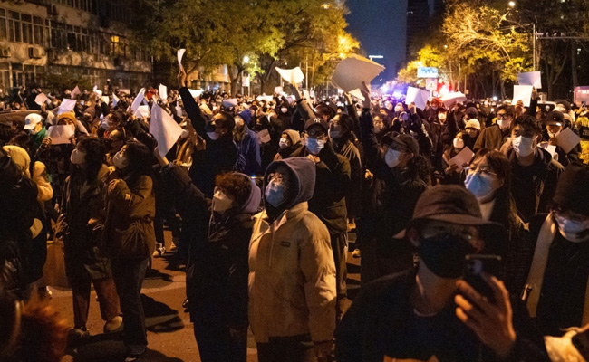 Chinese Public Shows Mixed Emotions About Covid Zero Ending