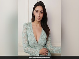 Alia Bhatt प्रेगनेंसी के बाद वजन घटाने के लिए बहा रहीं पसीना, Neha Dhupia और ऐश्वर्या राय भी वेट बढ़ने के बाद हुई थीं ट्रोल Alia Bhatt प्रेगनेंसी के बाद वजन घटाने के लिए बहा रहीं पसीना, Neha Dhupia और ऐश्वर्या राय भी वेट बढ़ने के बाद हुई थीं ट्रोल