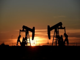 Indian Refiners Buy More US Crude Amid Tighter Russia Sanctions Indian Refiners Buy More US Crude Amid Tighter Russia Sanctions
