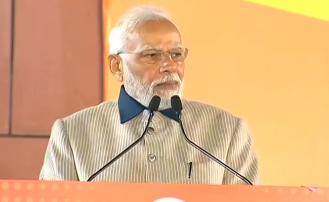 "नरेंद्र ने गुजरात चुनाव में पूरी ताकत लगा दी ताकि भूपेंद्र सारे रिकॉर्ड तोड़ सकें", दिल्ली मुख्यालय में बोले पीएम मोदी