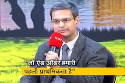 पंजाब पुलिस के DGP गौरव यादव बोले, "सीमावर्ती राज्य होने के कारण पंजाब की चुनौतियां अलग है" पंजाब पुलिस के DGP गौरव यादव बोले, "सीमावर्ती राज्य होने के कारण पंजाब की चुनौतियां अलग है"
