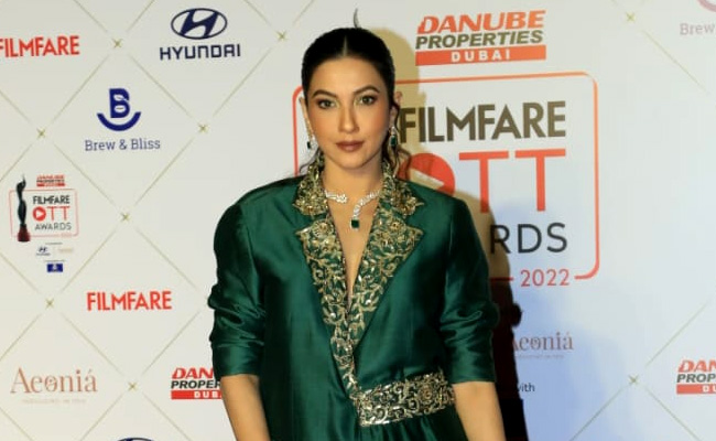 Pics: Gauahar Khan Makes Her First Public Appearance After Announcing Pregnancy