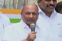 Congress Veteran Calls For Change In Party's Strategy To Defeat BJP Congress Veteran Calls For Change In Party's Strategy To Defeat BJP