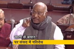 कांग्रेस अध्यक्ष के बयान को लेकर संसद में हंगामा, खरगे ने माफी मांगने से किया इनकार  कांग्रेस अध्यक्ष के बयान को लेकर संसद में हंगामा, खरगे ने माफी मांगने से किया इनकार