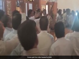 Video: Two Sena Factions Face Off Inside Mumbai Civic Body Office Video: Two Sena Factions Face Off Inside Mumbai Civic Body Office