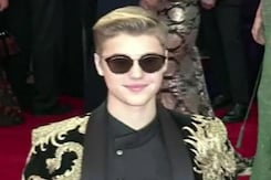 Justin Bieber Nearing A Deal To Sell Music Rights For $200 Million: Report Justin Bieber Nearing A Deal To Sell Music Rights For $200 Million: Report