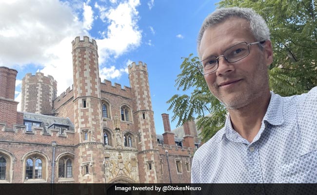 A Tweet By Scientist Dying Of Cancer Triggers Outpour Of Love On Internet