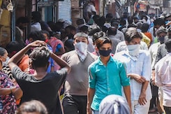 Karnataka Says Masks Mandatory, New Year Celebrations Can Go On Till 1 AM Karnataka Says Masks Mandatory, New Year Celebrations Can Go On Till 1 AM