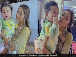 VIDEO: शहनाज गिल ने भारती सिंह के बेटे गोला पर खूब लुटाया प्यार, फैंस बोले-‘एक फ्रेम में दो क्यूटीज' VIDEO: शहनाज गिल ने भारती सिंह के बेटे गोला पर खूब लुटाया प्यार, फैंस बोले-‘एक फ्रेम में दो क्यूटीज'