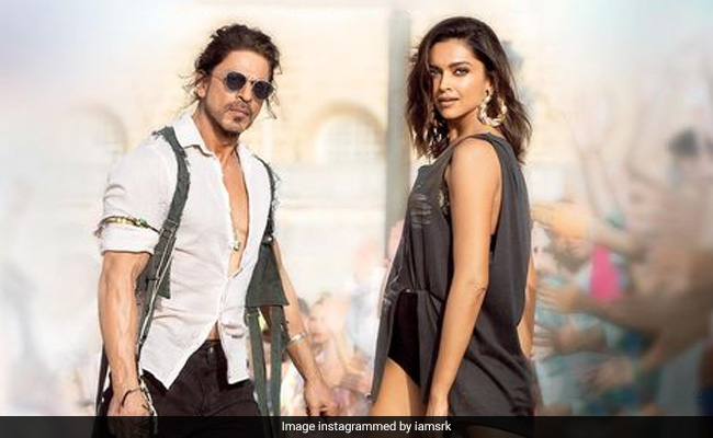 <i>Jhoome Jo Pathaan</i>: Shah Rukh Khan's Countdown To New <i>Pathaan</i> Song With Deepika Padukone