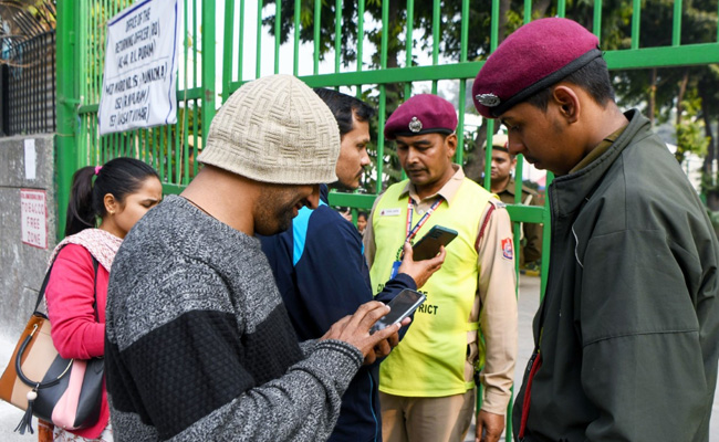 Delhi Votes To Decide Who Will Run Civic Body, Clean Up City: 10 Points