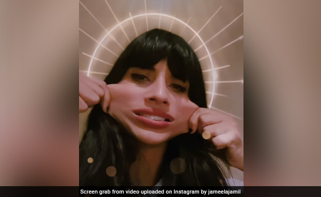 Actor Jameela Jamil Reveals Rare Tissue Disorder, Posts Video Of Stretchy Skin