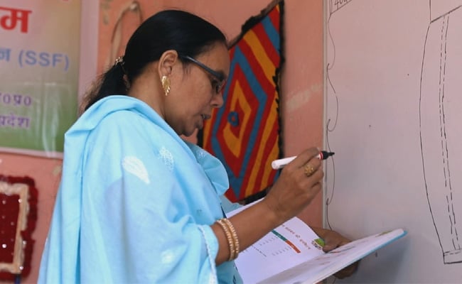 Salma Bano's Journey From Facing Financial Hardships To Becoming A Successful USHA Silai School Teacher Salma Bano's Journey From Facing Financial Hardships To Becoming A Successful USHA Silai School Teacher