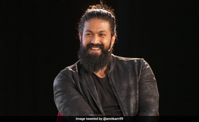 बॉलीवुड का मजाक उड़ाने वालों को केजीएफ स्टार यश ने दी सलाह, कहा- जब हर कोई हमारे साथ भी वैसा ही....