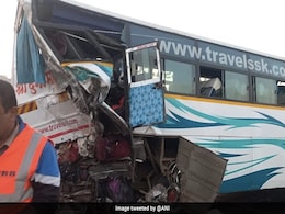 1 Dead, 10 Injured As Bus Returning From Wedding Party Hits Truck In Maharashtra 1 Dead, 10 Injured As Bus Returning From Wedding Party Hits Truck In Maharashtra