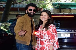 New Parents Ranbir Kapoor And Alia Bhatt Attend The Kapoor's Christmas Brunch New Parents Ranbir Kapoor And Alia Bhatt Attend The Kapoor's Christmas Brunch