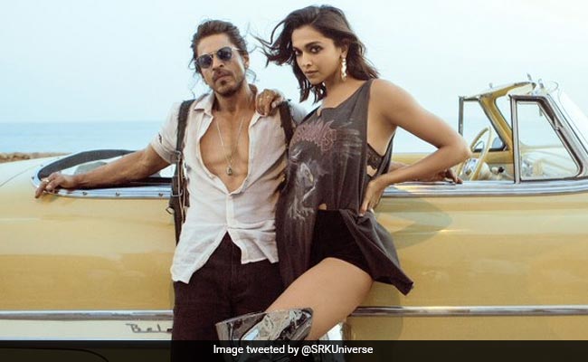 <i>Pathaan</i> Song <i>Jhoome Jo Pathaan</i> First Look: Shah Rukh Khan And Deepika Padukone Drive Us Crazy