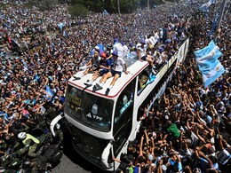 Fan Gloom As Argentina World Cup Victory Parade Ends Abruptly