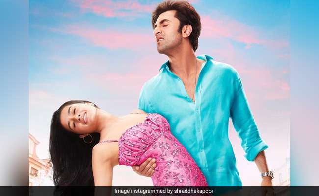 <i>Tu Jhoothi Main Makkaar</i> New Poster: Ranbir Kapoor And Shraddha Kapoor In A Familiar Pose