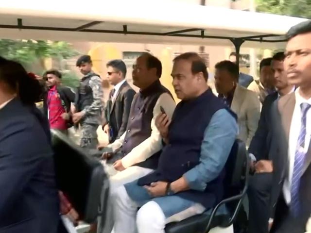 Assam Chief Minister Leaves Everyone Impressed With His Golf Cart Entry In Guwahati