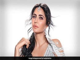 'कैटरीनाजी' कहने पर जब नहीं रुकीं एक्ट्रेस तो फोटोग्राफर ने लगाई 'भाभी' कहकर आवाज- देखें वीडियो 'कैटरीनाजी' कहने पर जब नहीं रुकीं एक्ट्रेस तो फोटोग्राफर ने लगाई 'भाभी' कहकर आवाज- देखें वीडियो