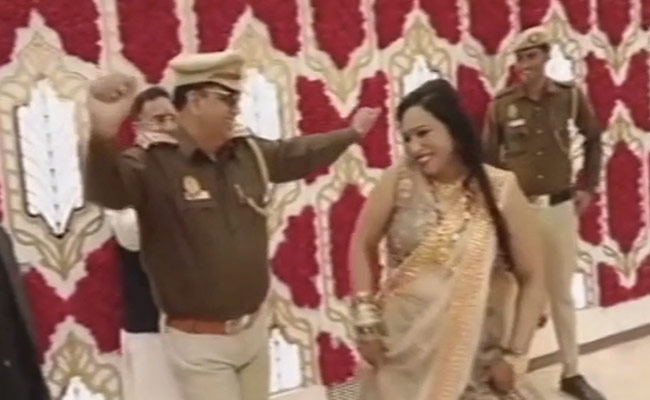 Video Of Delhi Cop's Dance In Uniform Goes Viral, He May Face Action