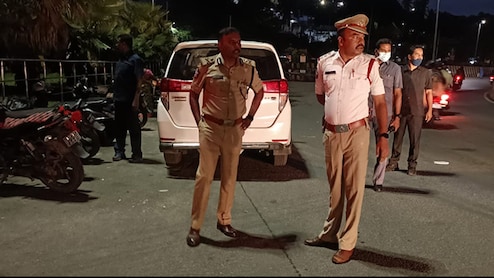 Andhra Man Chops Off Wife's Leg, Carries It Into A Bag To Police Station