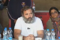 Lt Governor Owes Kashmiri Pandits An Apology: Rahul Gandhi In Jammu Lt Governor Owes Kashmiri Pandits An Apology: Rahul Gandhi In Jammu