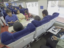 मुंबई से शिरडी और सूरत के बीच चलने वाली वंदे भारत एक्सप्रेस (Vande Bharat Express Fare) का किराया जानें यहां मुंबई से शिरडी और सूरत के बीच चलने वाली वंदे भारत एक्सप्रेस (Vande Bharat Express Fare) का किराया जानें यहां
