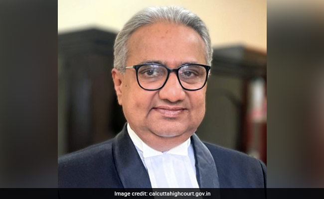 Calcutta High Court Bans Posters In Premises After Lawyers Target Judge