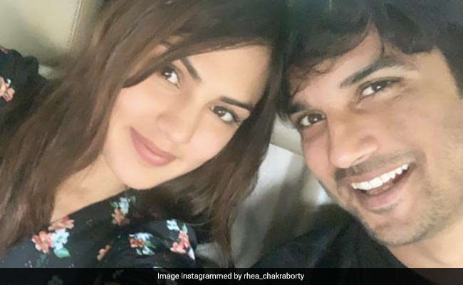 On Sushant Singh Rajput's Birth Anniversary, Rhea Chakraborty Shares Memories
