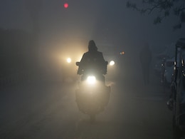 Dense Fog Grips North India, Visibility Drops Below 100 Dense Fog Grips North India, Visibility Drops Below 100
