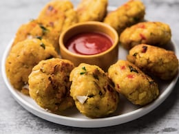 Instant Poha Cutlet: शाम की चाय के साथ पेयर करने के लिए बेस्ट है पोहा कटलेट, यहां देखें रेसिपी Instant Poha Cutlet: शाम की चाय के साथ पेयर करने के लिए बेस्ट है पोहा कटलेट, यहां देखें रेसिपी