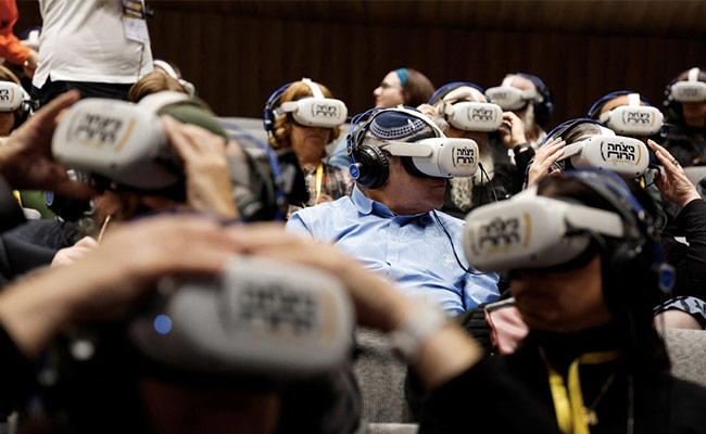 Virtual Reality Bring Holocaust History To Future Generations