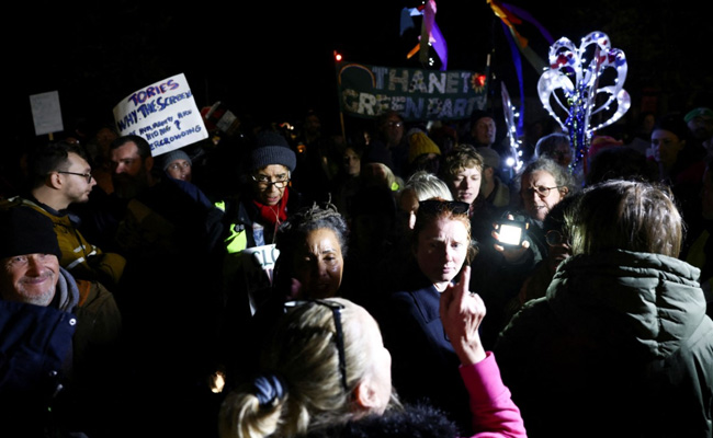 200 Asylum-Seeking Children Missing, Some Under The Age Of 16, Says UK